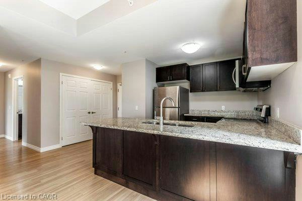 304-456 Lorne Avenue, Stratford, ON, N5A 6S4 - 11