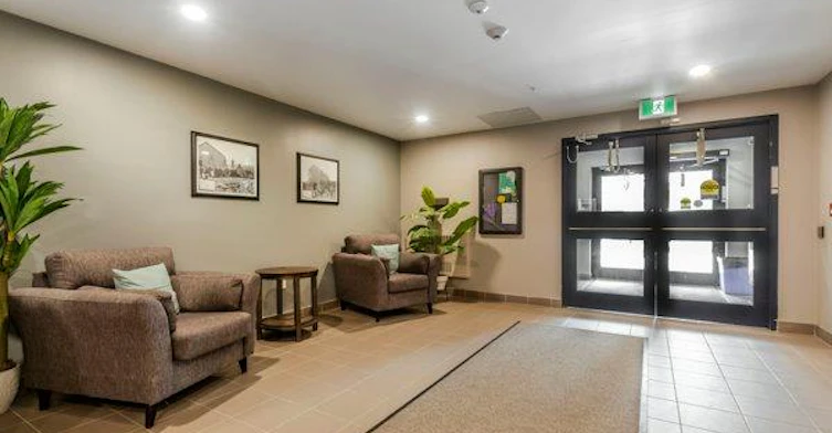 304-456 Lorne Avenue, Stratford, ON, N5A 6S4 - 5