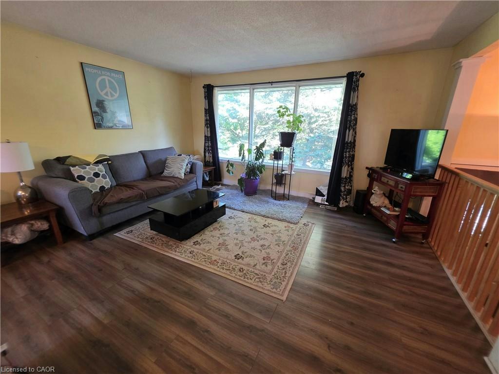 364 Lakeview Drive, Waterloo, ON, N2L 4Z6 - 10