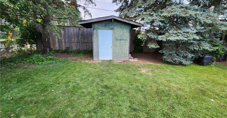 364 Lakeview Drive, Waterloo, ON, N2L 4Z6 - 7