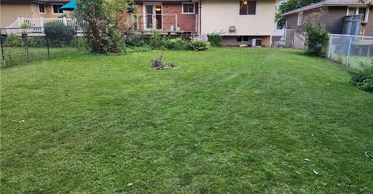 364 Lakeview Drive, Waterloo, ON, N2L 4Z6 - 3