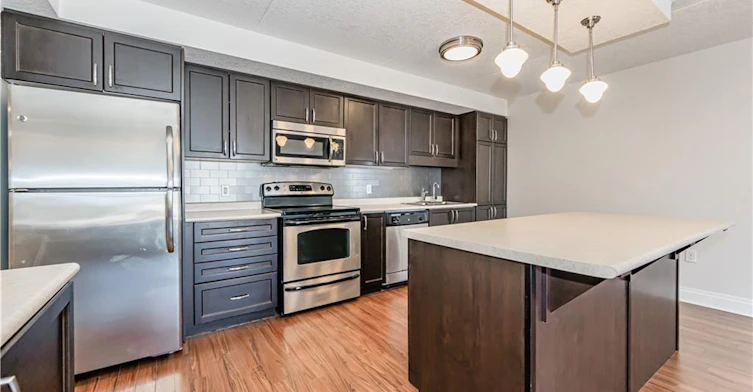 711-776 Laurelwood Drive, Waterloo, ON, N2V 0A8 - 3