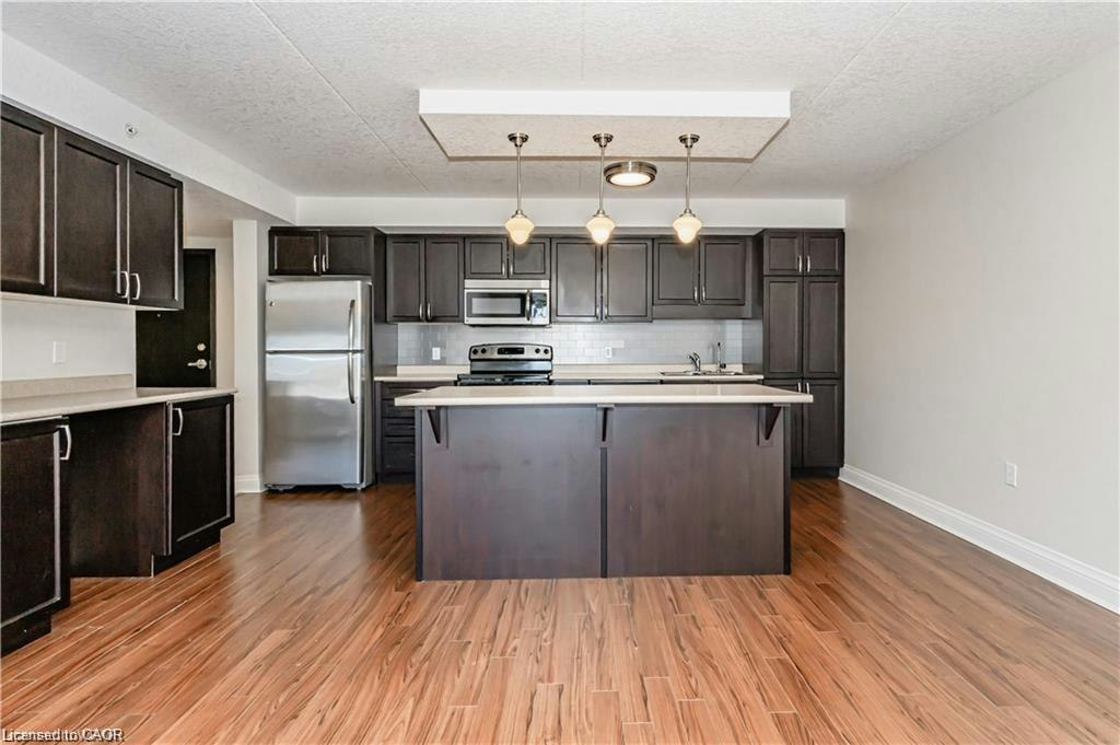 711-776 Laurelwood Drive, Waterloo, ON, N2V 0A8 - 6