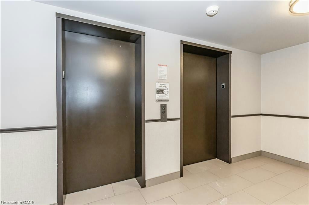 711-776 Laurelwood Drive, Waterloo, ON, N2V 0A8 - 19