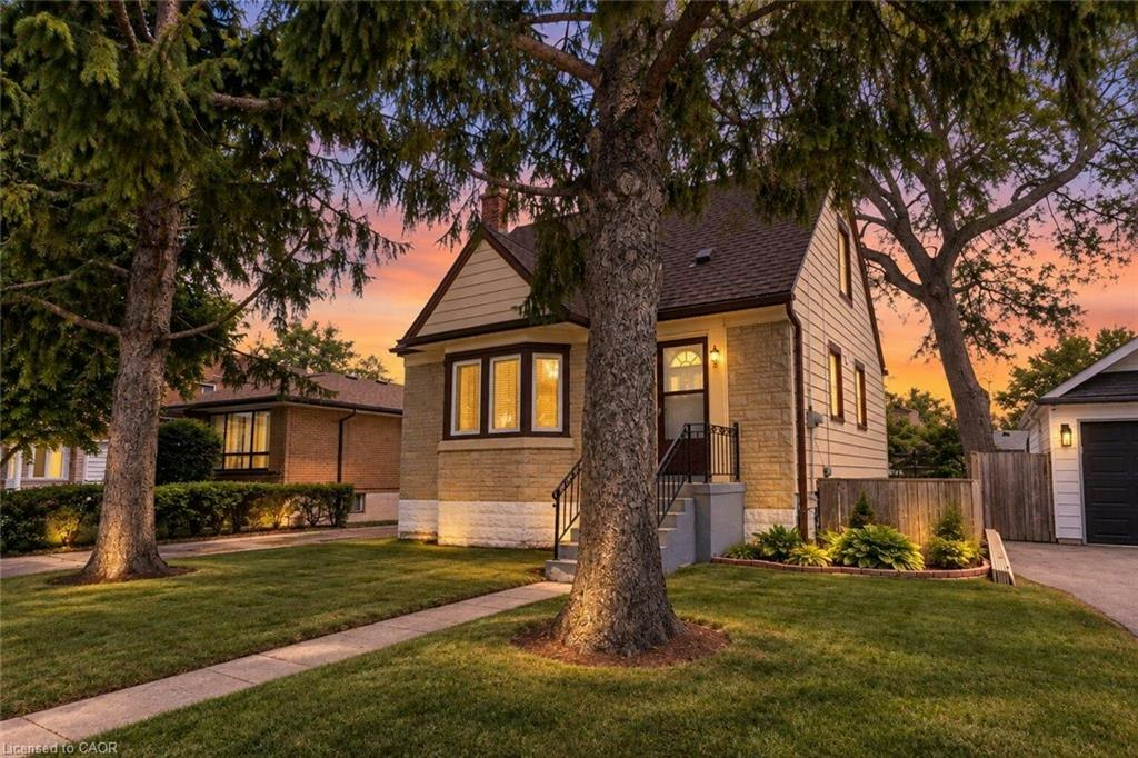 269 Queensdale Avenue E, Hamilton, ON, L9A 1L3