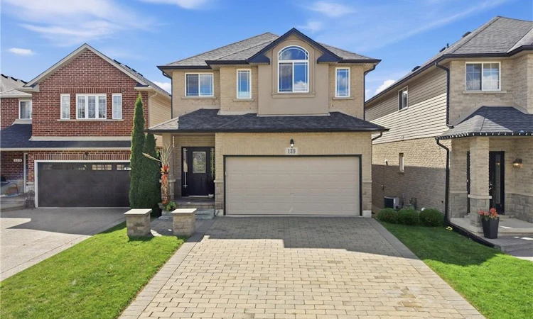 139 Stoneglen Way