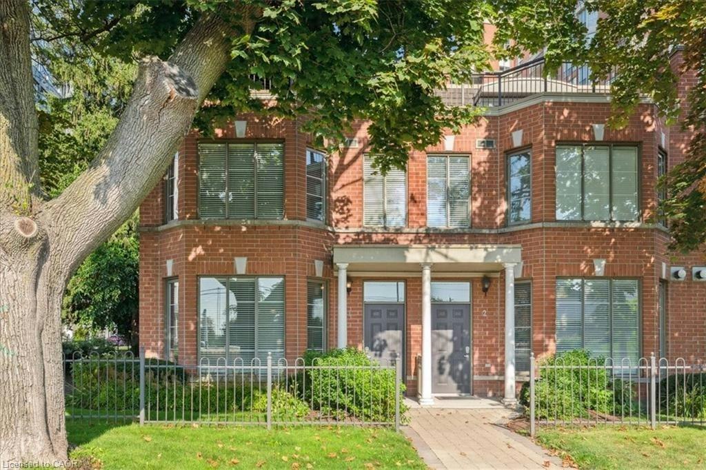 TH1-442 Maple Avenue, Burlington, ON, L7S 2L7 - 2
