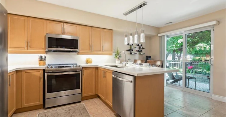 TH1-442 Maple Avenue, Burlington, ON, L7S 2L7 - 11