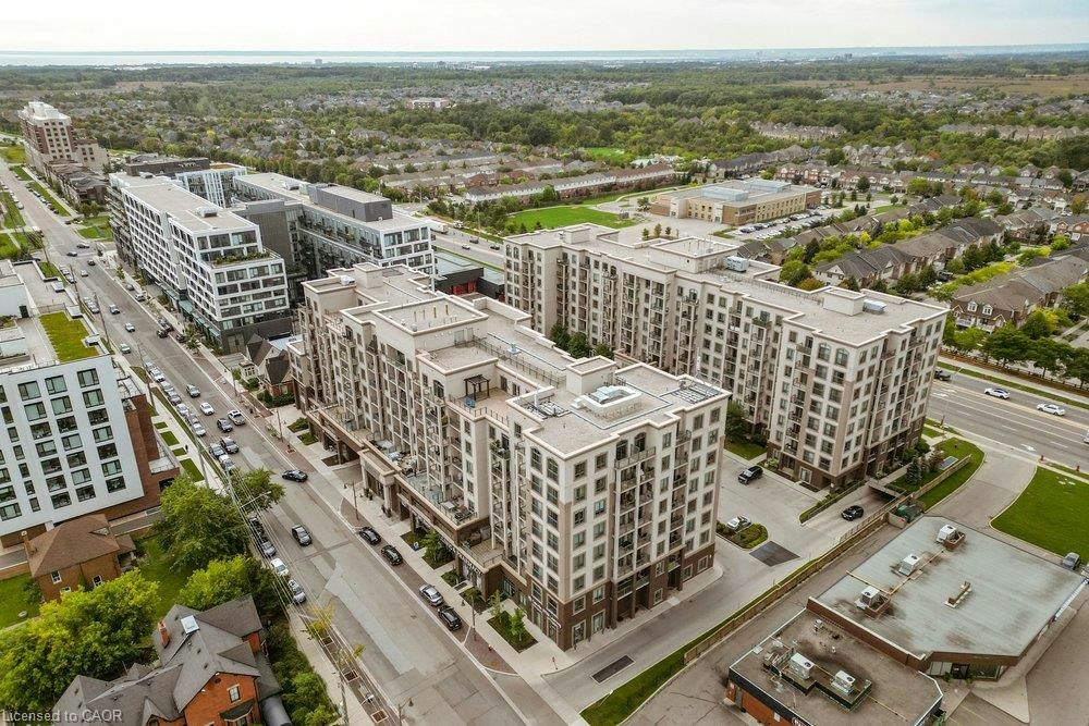 701-2486 Old Bronte Road, Oakville, ON, L6M 0Y4