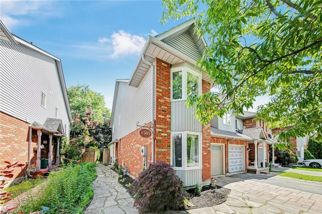 1305 Walker's Line, Burlington, ON, L7M 4N7