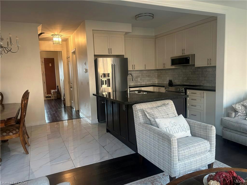 24 Heming Trail, Hamilton, ON, L9K 0J8 - 6