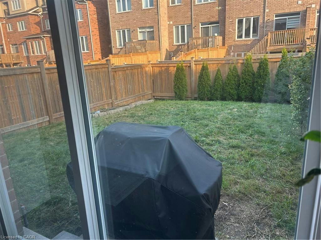 24 Heming Trail, Hamilton, ON, L9K 0J8 - 17