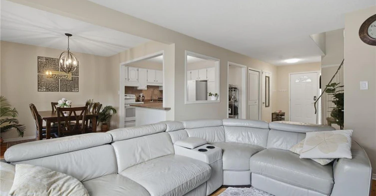 1693 Attawandaron Road, London, ON, N6G 3M7