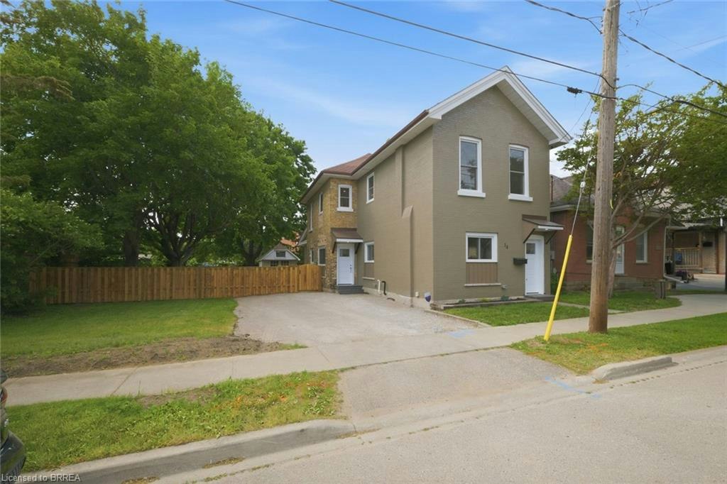 14 Bond Street, Brantford, ON, N3R 4G5