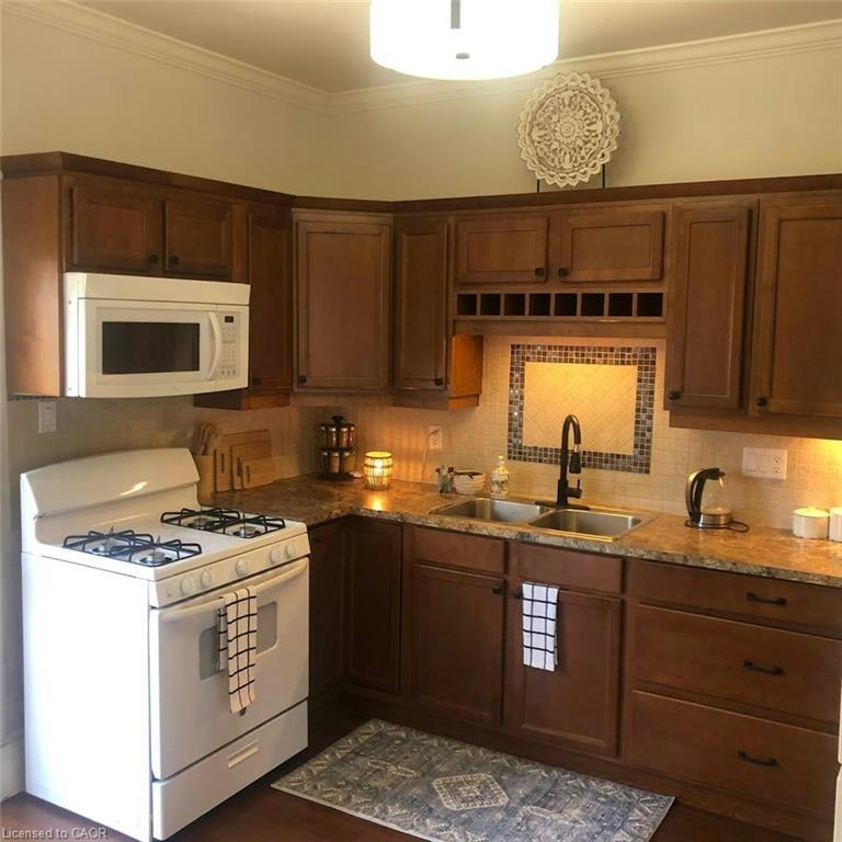 MAIN-10 Hume Street, London, ON, N5Z 2N8 - 4