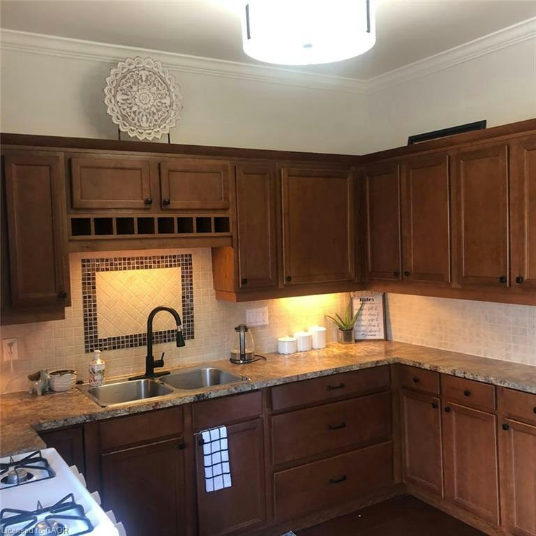 MAIN-10 Hume Street, London, ON, N5Z 2N8 - 3