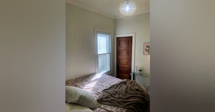 MAIN-10 Hume Street, London, ON, N5Z 2N8 - 6
