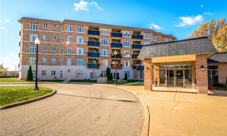 319-8111 Forest Glen Drive