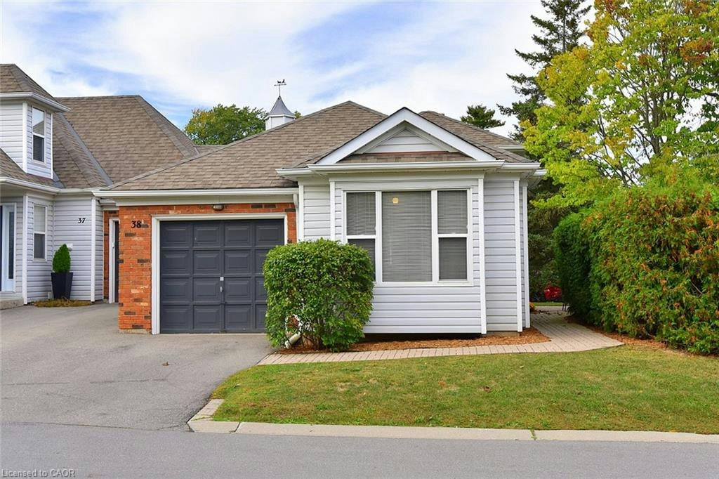 38-175 Fiddlers Green Road, Hamilton, ON, L9G 4X7