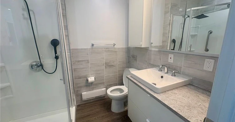 2 at Rear-130 Eagle Avenue, Brantford, ON, N3S 1Z5 - 7