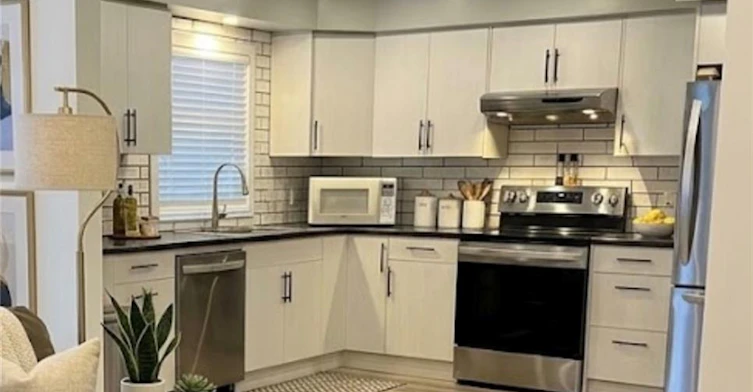 27 Winslow Drive, Kitchener, ON, N2M 3C9 - 4