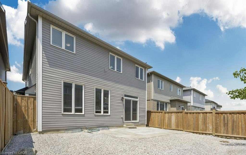 25 Munro Circle, Brantford, ON, N3T 0R1 - 4