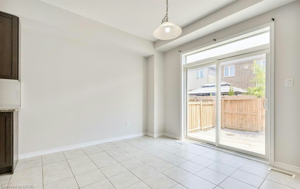 25 Munro Circle, Brantford, ON, N3T 0R1 - 11