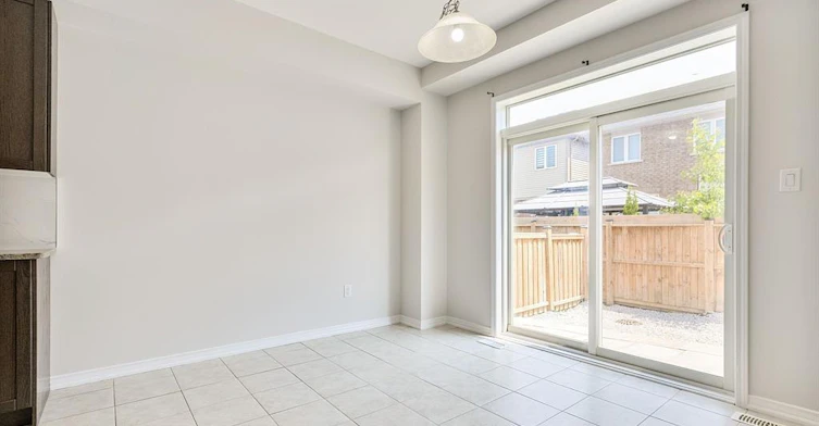 25 Munro Circle, Brantford, ON, N3T 0R1 - 11