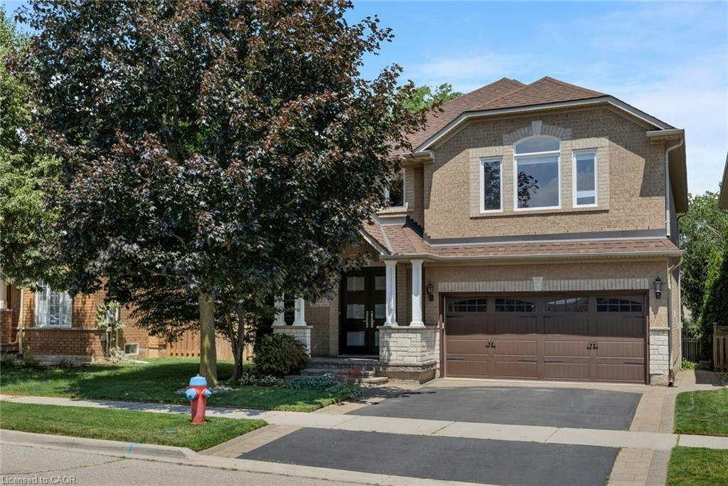 2261 Grouse Lane, Oakville, ON, L6M 3Z8