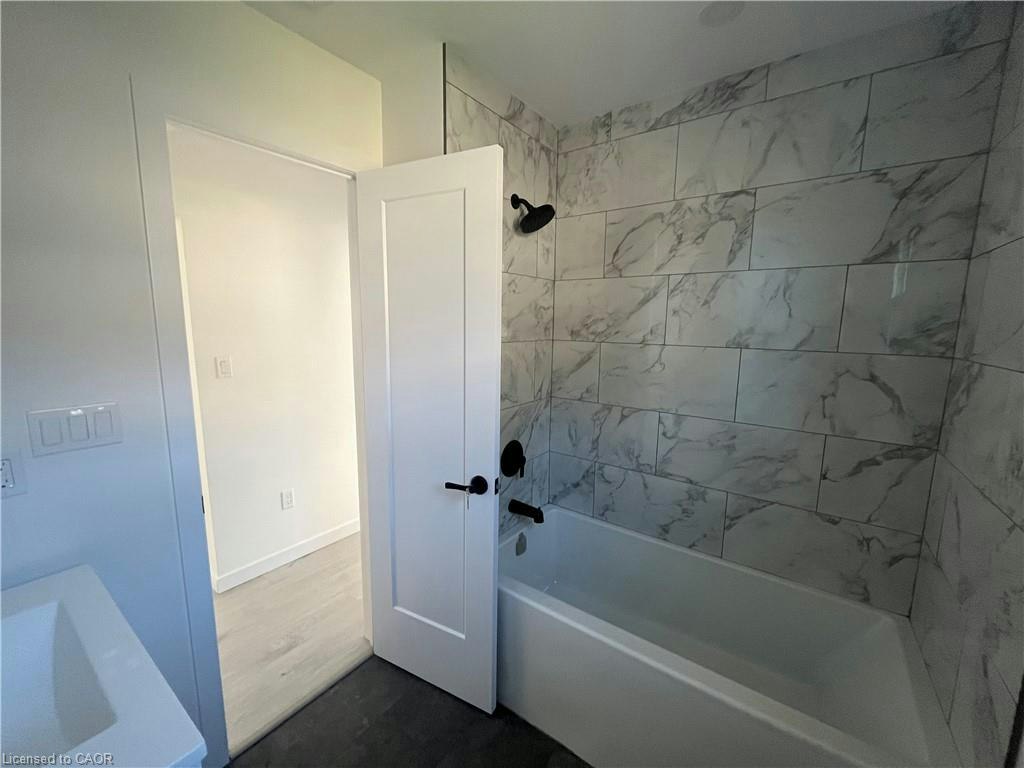 6316 Montrose Road, Niagara Falls, ON, L2H 1L6 - 9