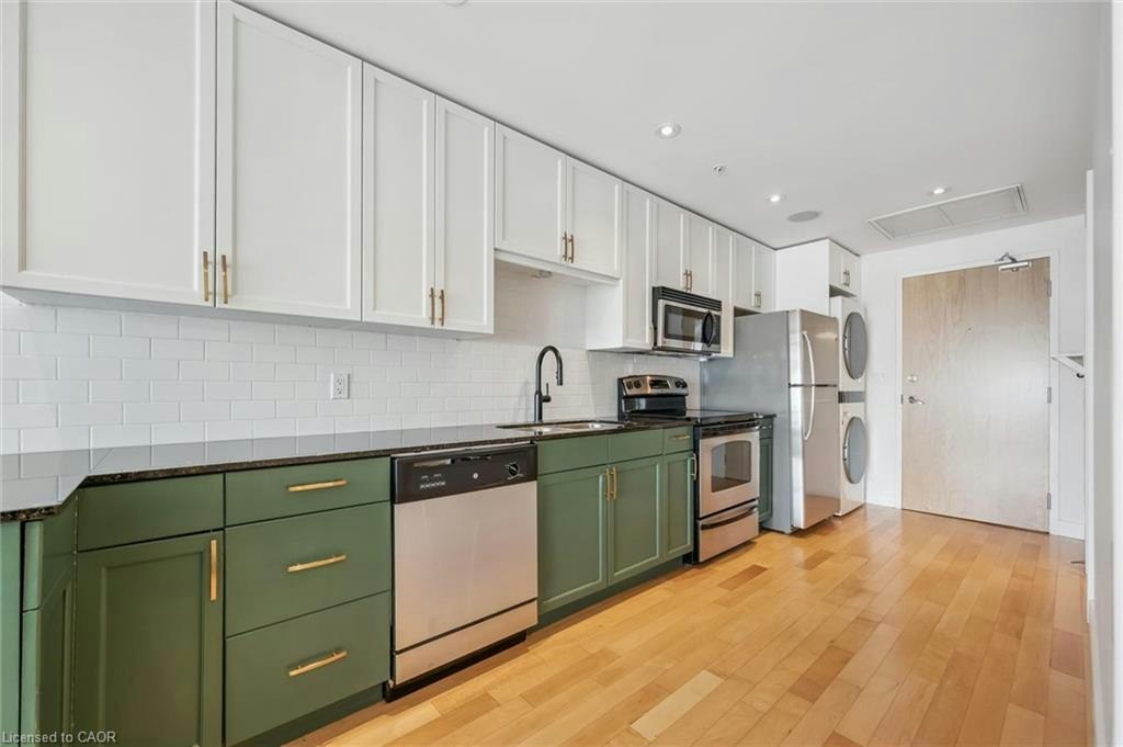 209-188 King Street S, Waterloo, ON, N2J 0C6 - 8