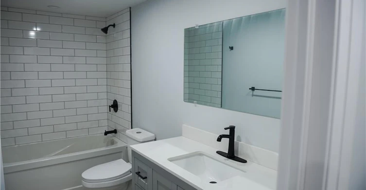 Lower Level-225 Aldercrest Avenue, Hamilton, ON, L9B 1L5 - 8
