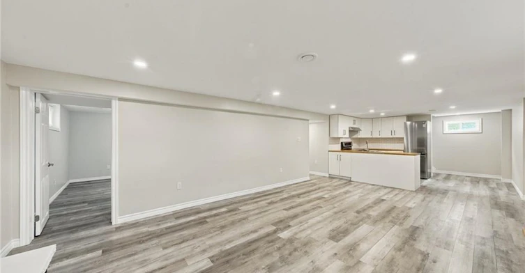 LOWER-1052 Fennell Avenue E, Hamilton, ON, L8T 1R6 - 8