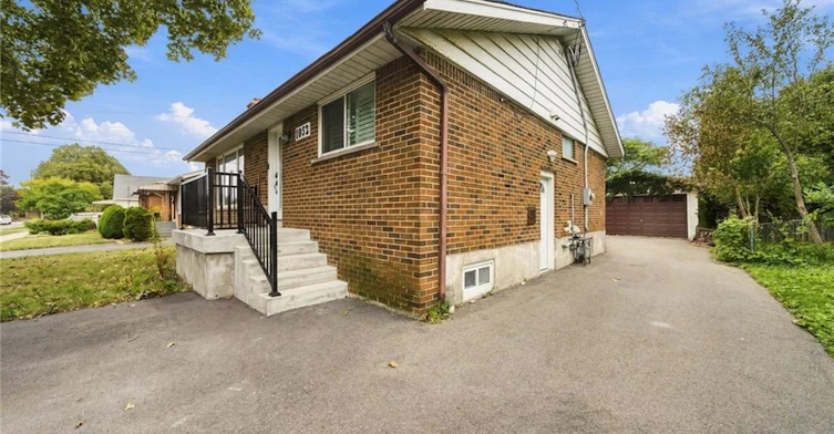 LOWER-1052 Fennell Avenue E, Hamilton, ON, L8T 1R6 - 2