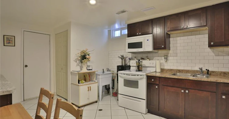 A & B-41 Greenock Drive, Kitchener, ON, N2E 2J9 - 23