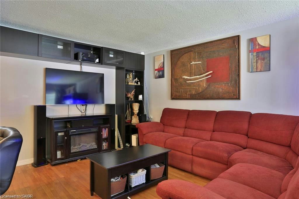 A & B-41 Greenock Drive, Kitchener, ON, N2E 2J9 - 9