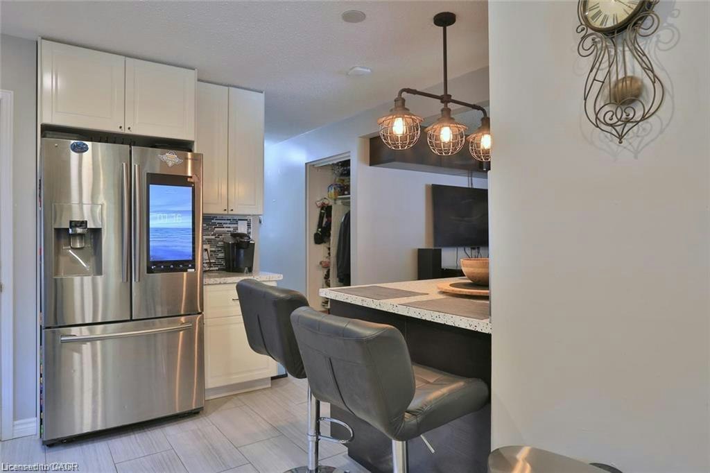 A & B-41 Greenock Drive, Kitchener, ON, N2E 2J9 - 8