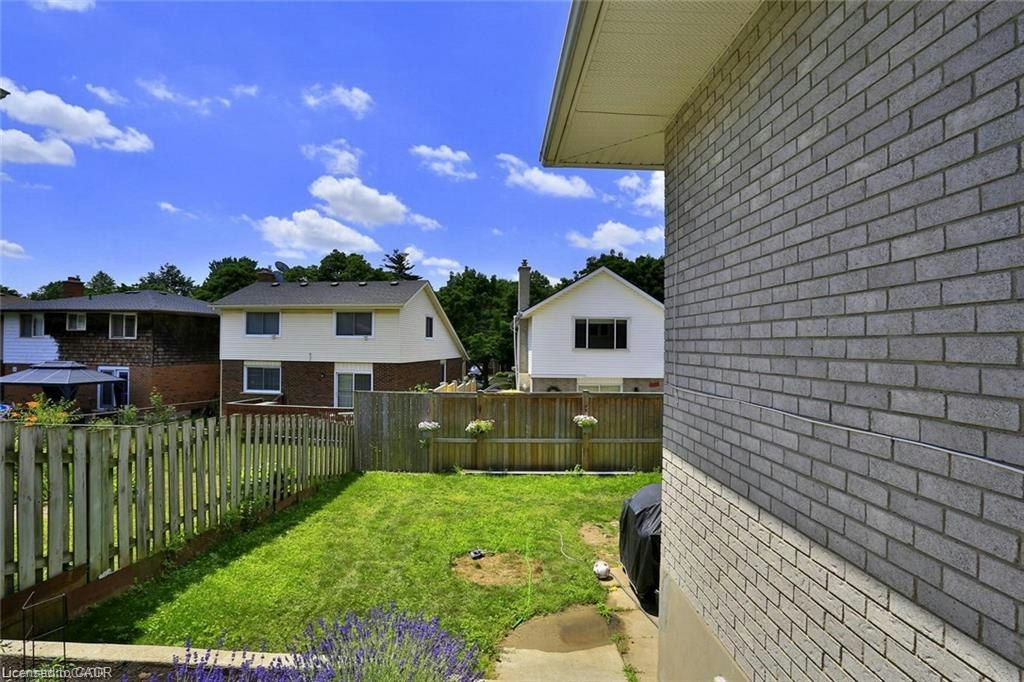 A & B-41 Greenock Drive, Kitchener, ON, N2E 2J9 - 30