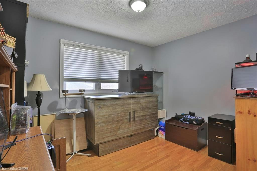 A & B-41 Greenock Drive, Kitchener, ON, N2E 2J9 - 16