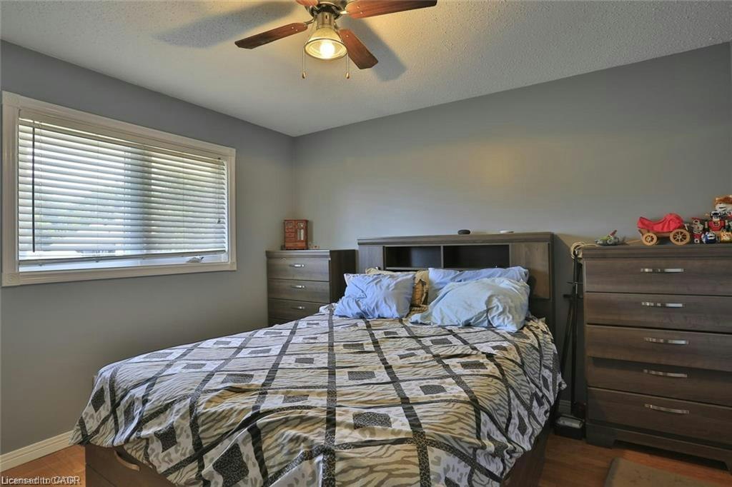 A & B-41 Greenock Drive, Kitchener, ON, N2E 2J9 - 12