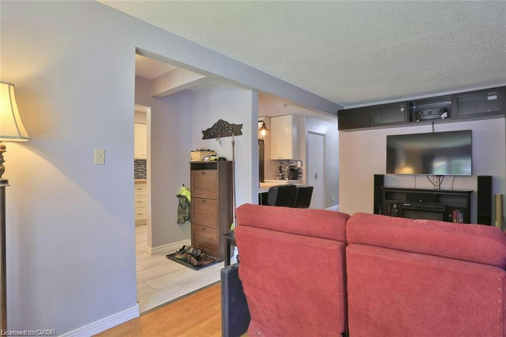 A & B-41 Greenock Drive, Kitchener, ON, N2E 2J9 - 10