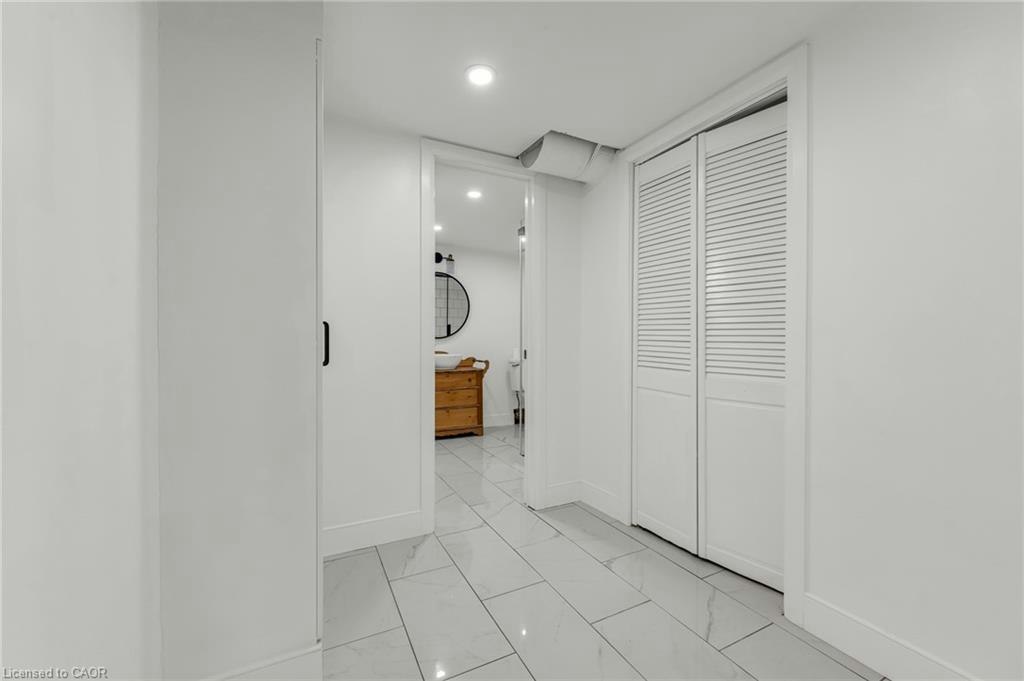 LOWER-116 Spadina Avenue, Hamilton, ON, L8M 2X3 - 10