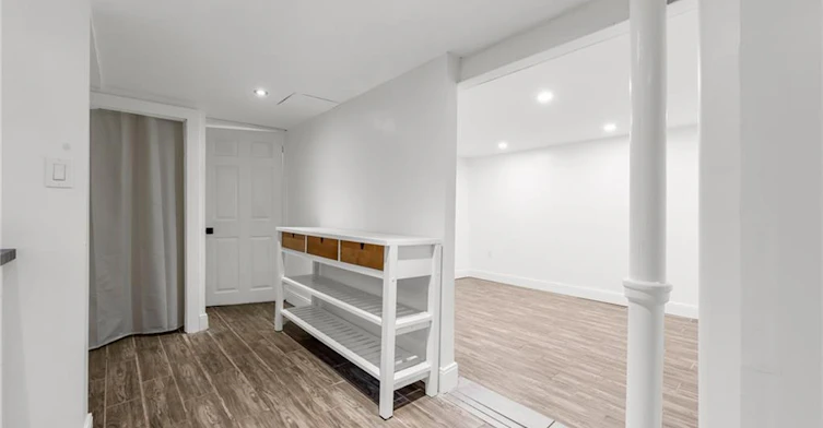 LOWER-116 Spadina Avenue, Hamilton, ON, L8M 2X3 - 9