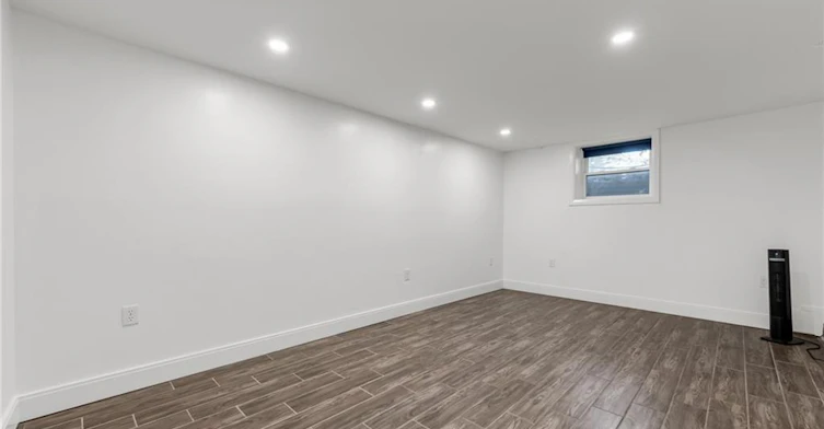 LOWER-116 Spadina Avenue, Hamilton, ON, L8M 2X3 - 6