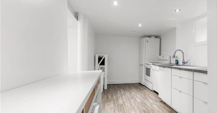 LOWER-116 Spadina Avenue, Hamilton, ON, L8M 2X3 - 7