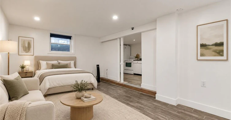 LOWER-116 Spadina Avenue, Hamilton, ON, L8M 2X3 - 3