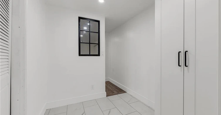 LOWER-116 Spadina Avenue, Hamilton, ON, L8M 2X3 - 11