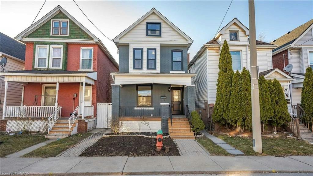 53 1/2 Kinrade Avenue, Hamilton, ON, L8L 6L5