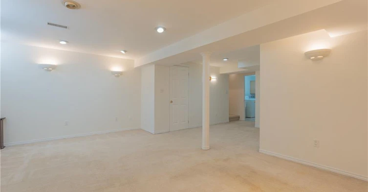 4008 Berton Avenue, Burlington, ON, L7M 4M6 - 18