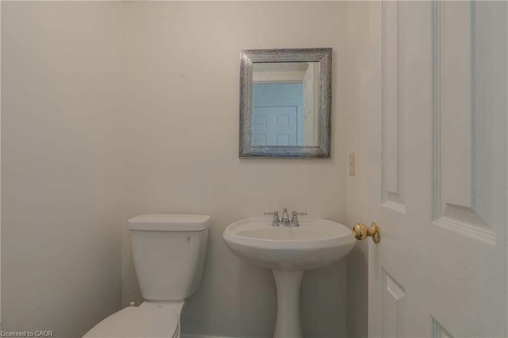 4008 Berton Avenue, Burlington, ON, L7M 4M6 - 7